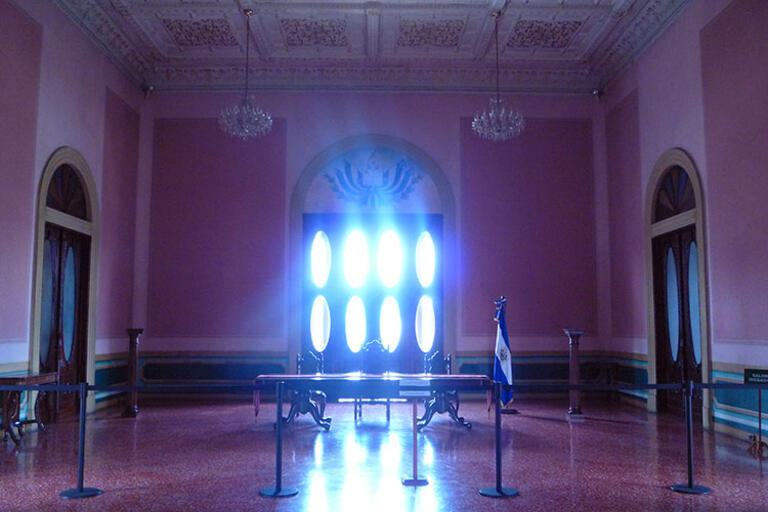 El Salvador's Supreme Court chamber in the Palacio Nacional. (Photo by Raul Arias.) El Salvador's Supreme Court chamber in the Palacio Nacional