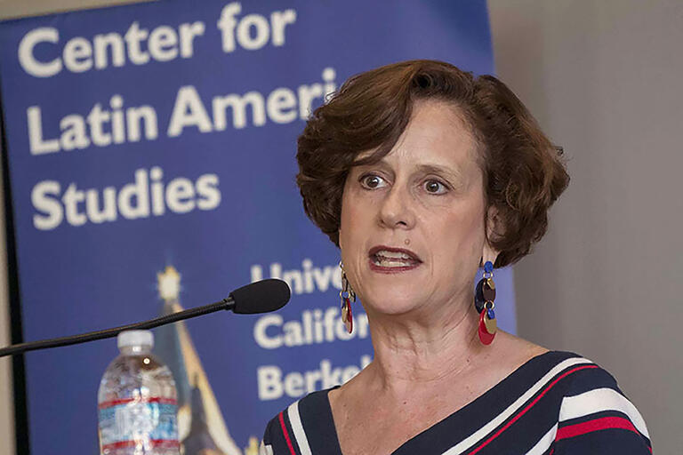 Denise Dresser speaks about the promise and perils of Andrés Manuel López Obrador's "Fourth Transformation" of Mexico. (Photo by Jim Block.) Denise Dresser speaks about the promise and perils of Andrés Manuel López Obrador's "Fourth Transformation" of Mexico. (Photo by Jim Block.)