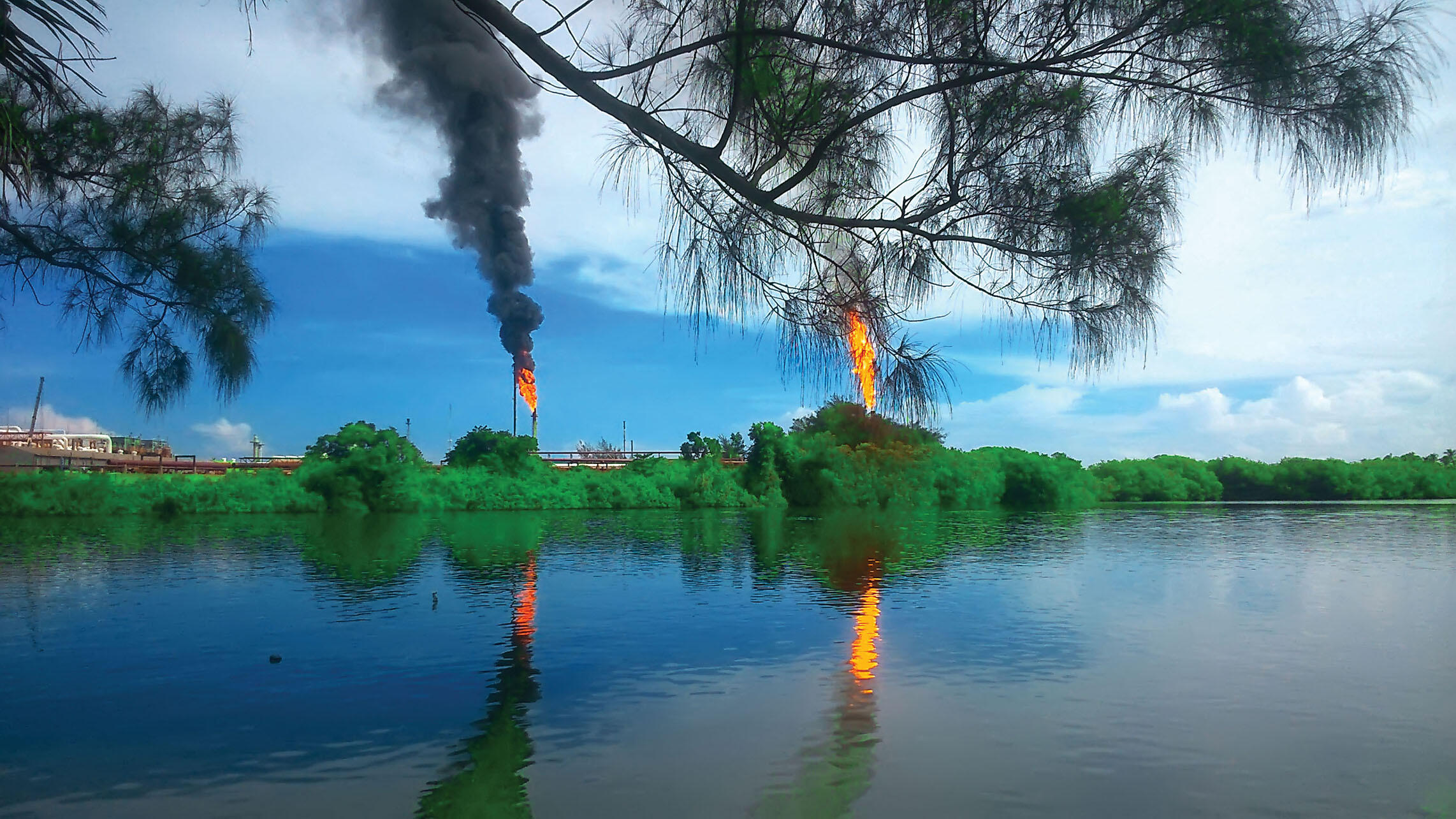 The refinery at Dos Bocas, Tabasco, Mexico, is slated to undergo a massive expansion. (Photo by Emmanuel Santos.)